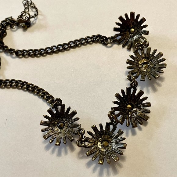 Gorgeous Rhinestone Statement Necklace - Picture 5 of 7